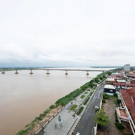 Lbn Asian Hotel Kampong Cham Exterior photo