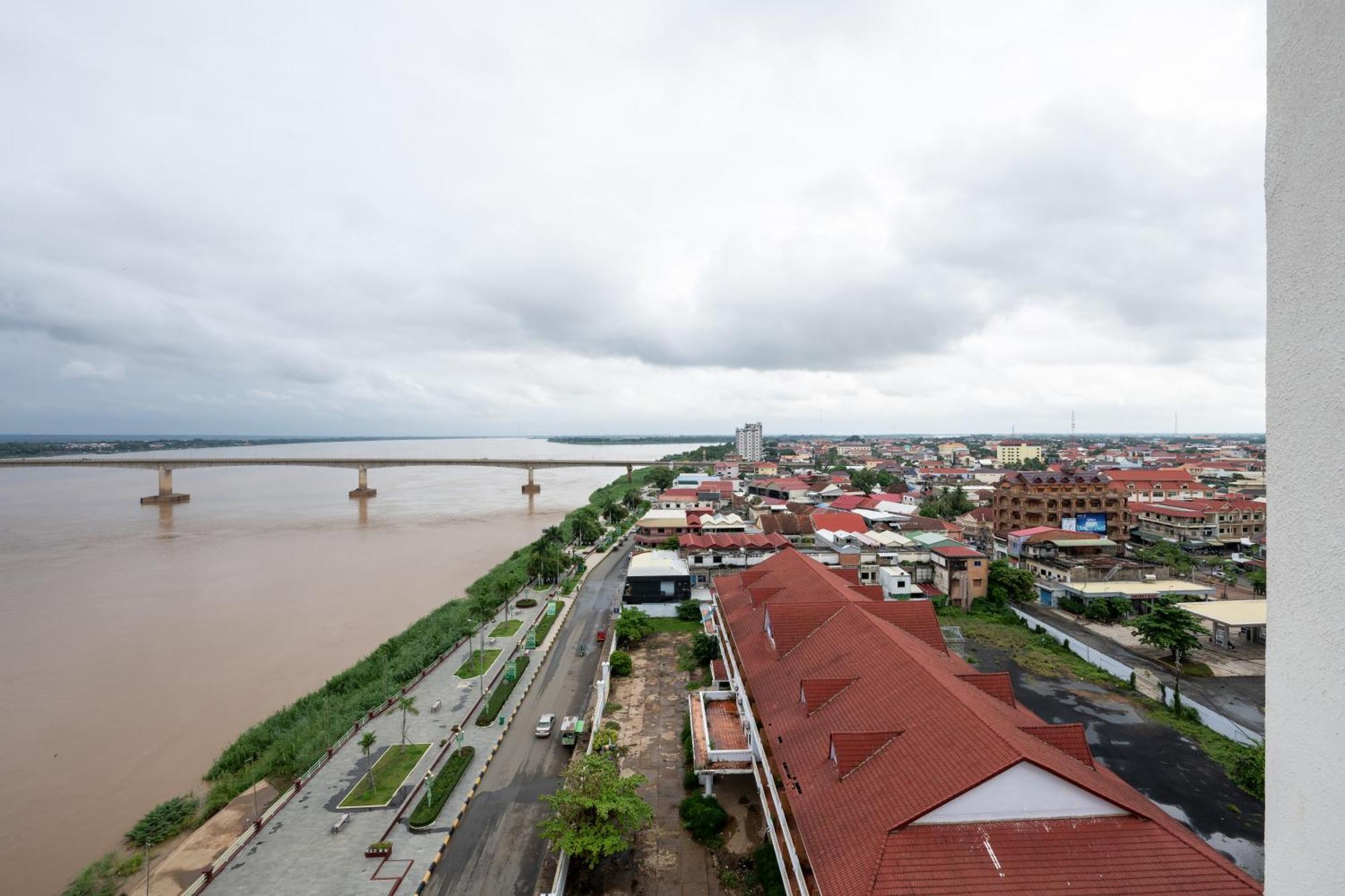 Lbn Asian Hotel 4*