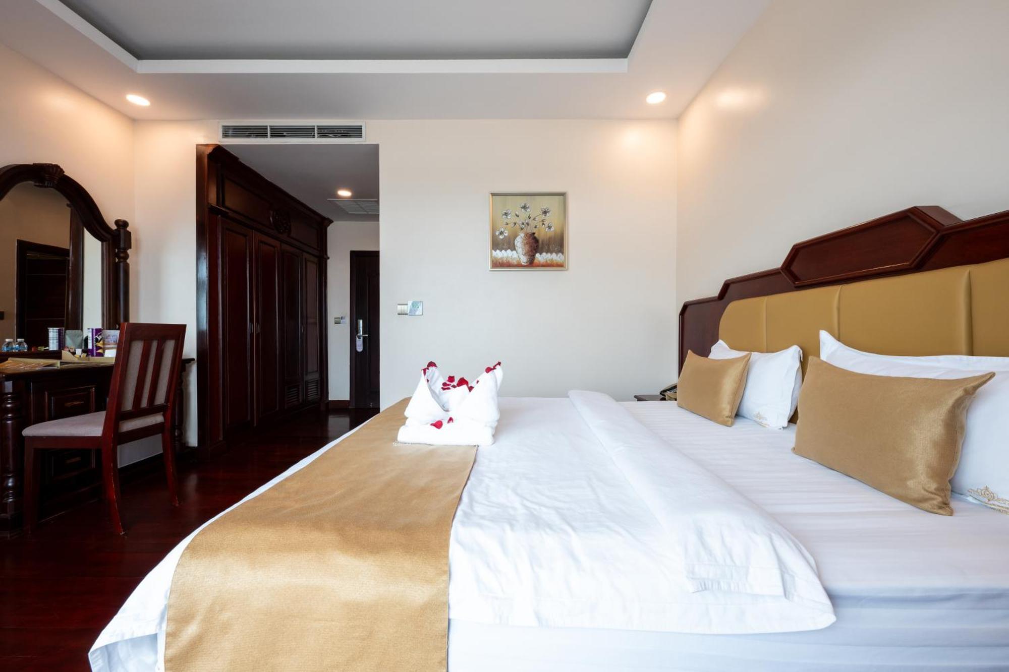 Lbn Asian Hotel